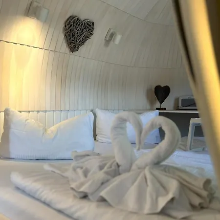 Iglu Camp *